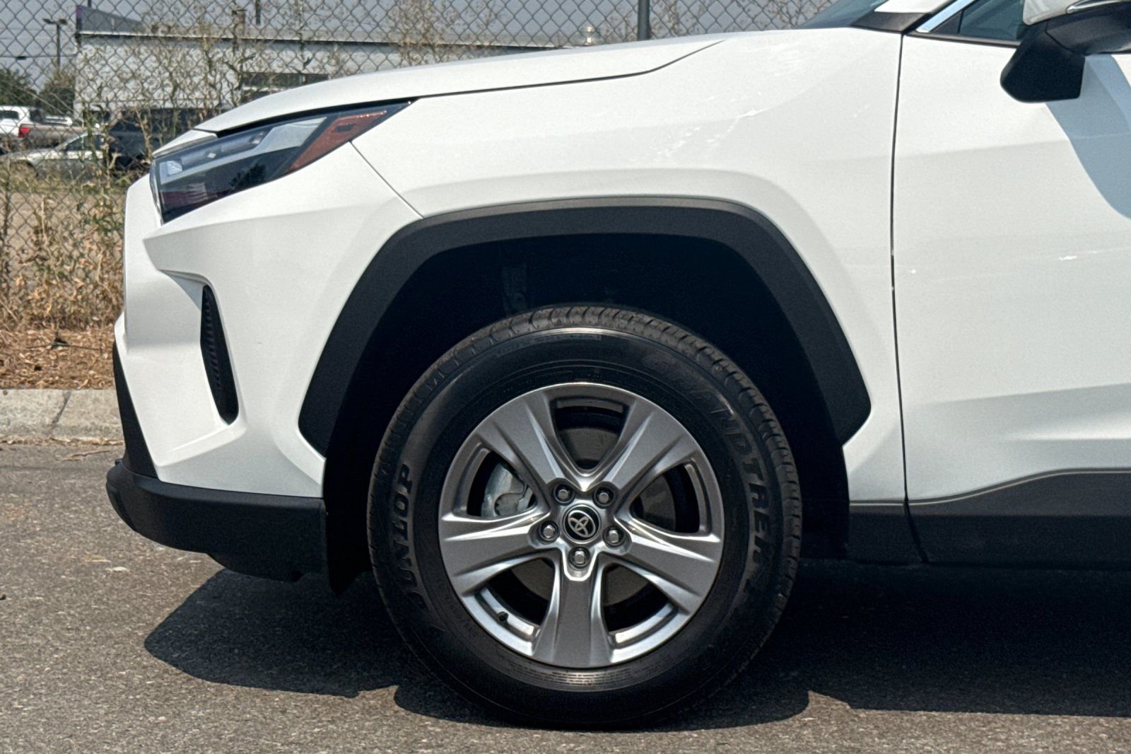 Used 2025 White Toyota XLE image 25