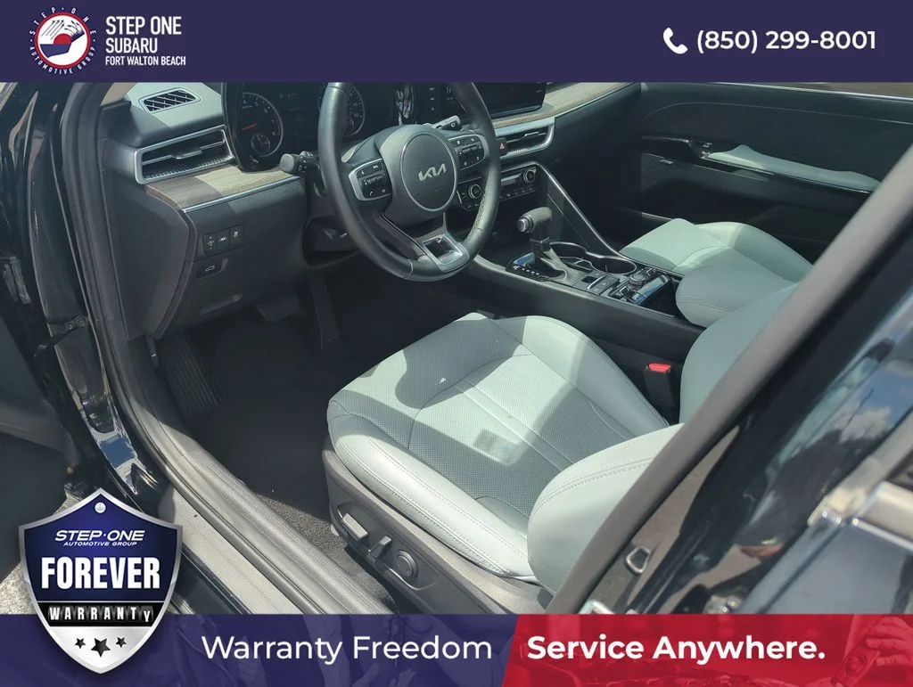 Used 2024 Black Kia EX image 11