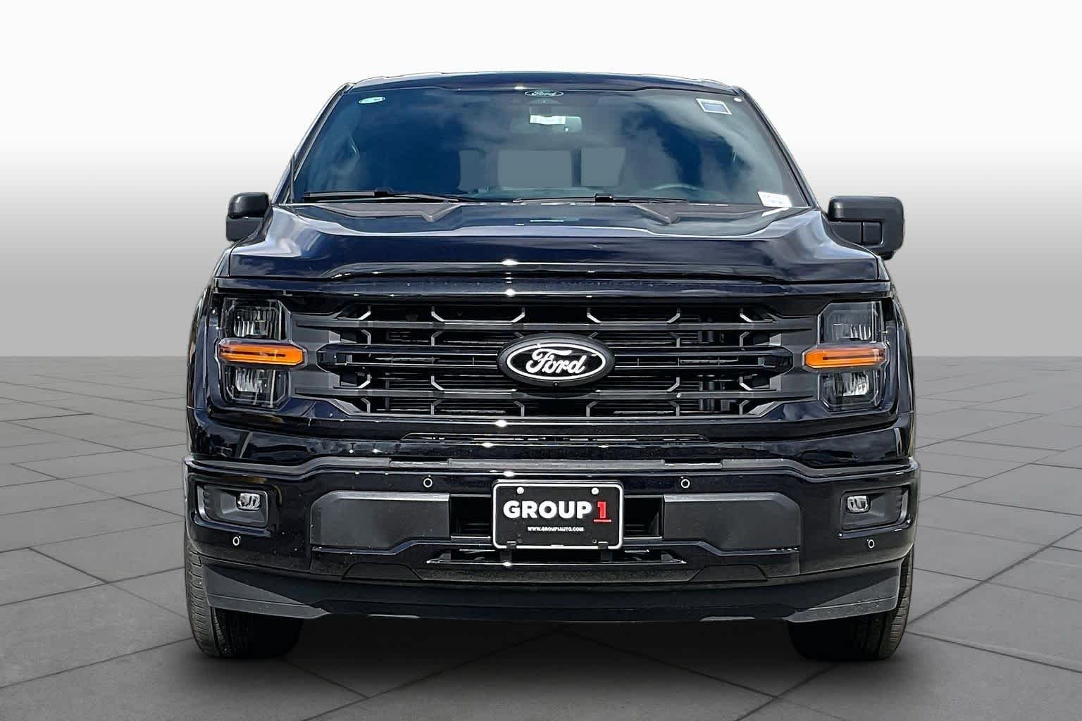 New 2026 Agate Black Metallic Ford XLT image 3