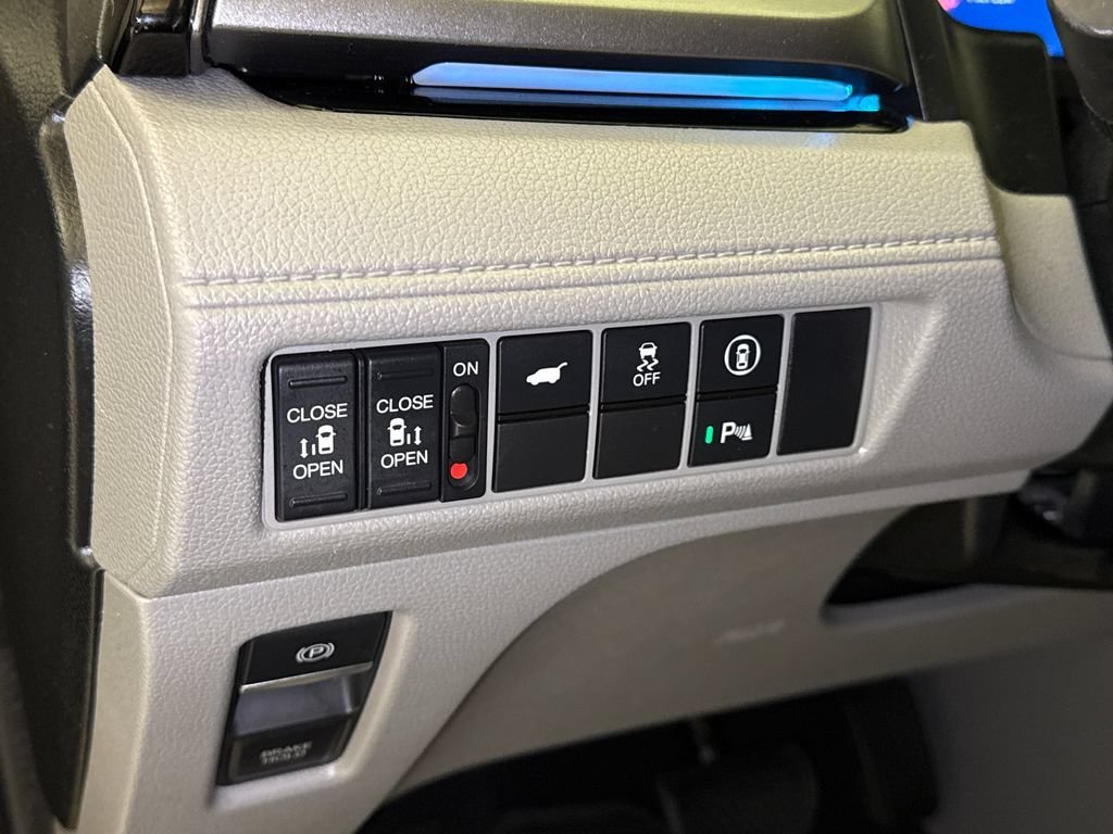 2024 Honda Odyssey Touring - Photo 59