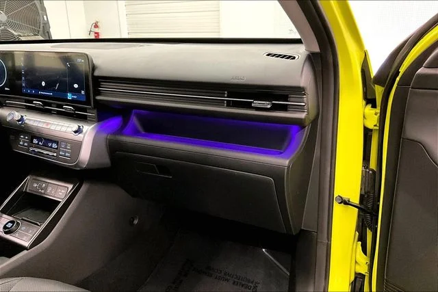 Used 2025 Neoteric Yellow Hyundai Limited image 19