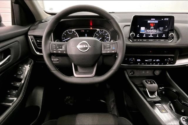 New 2026 Super Black Nissan SV image 21