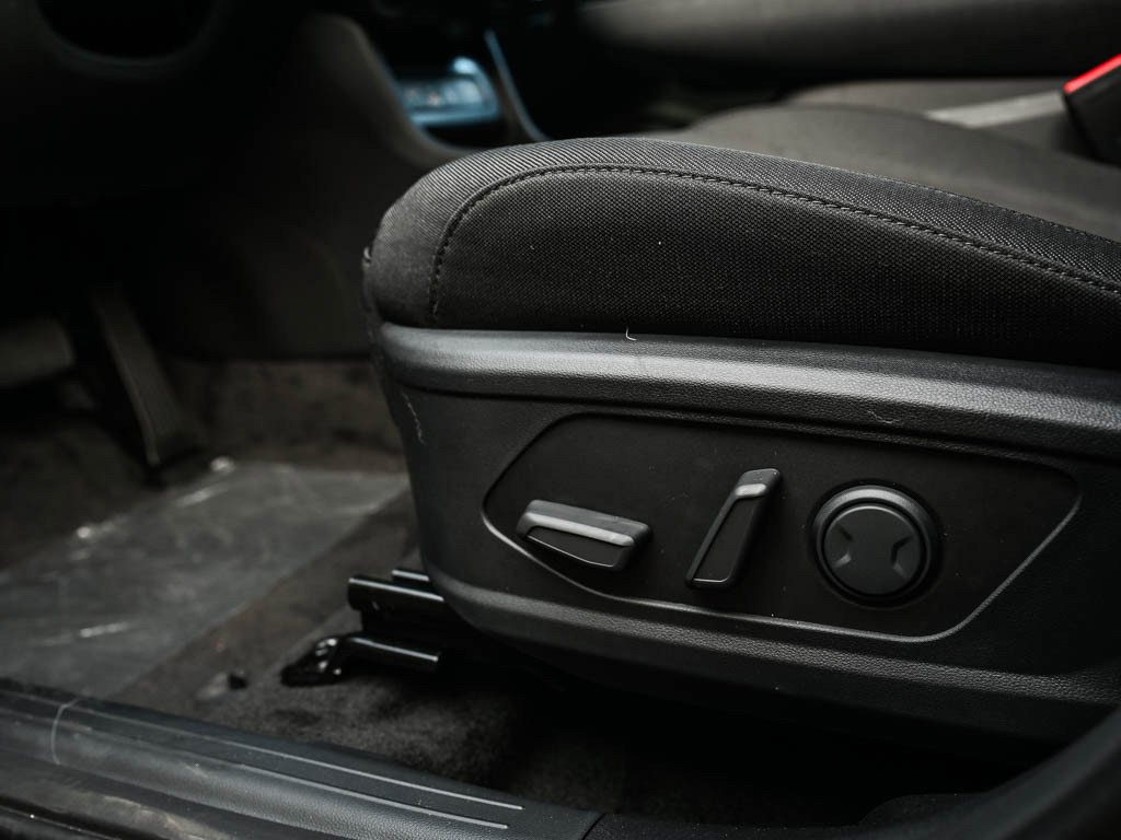 New 2026 Ash Black Hyundai SEL AWD image 18