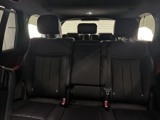 2023 Land Rover Range Rover SE - Photo 11
