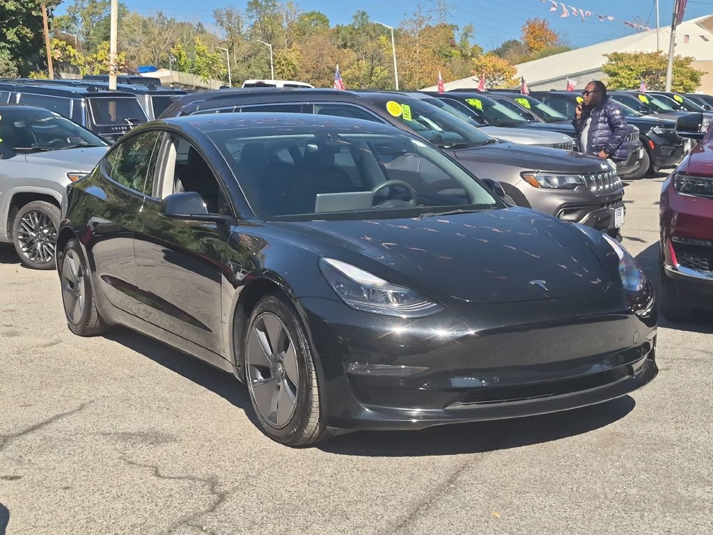 Used 2022 Black Tesla Long Range image 3