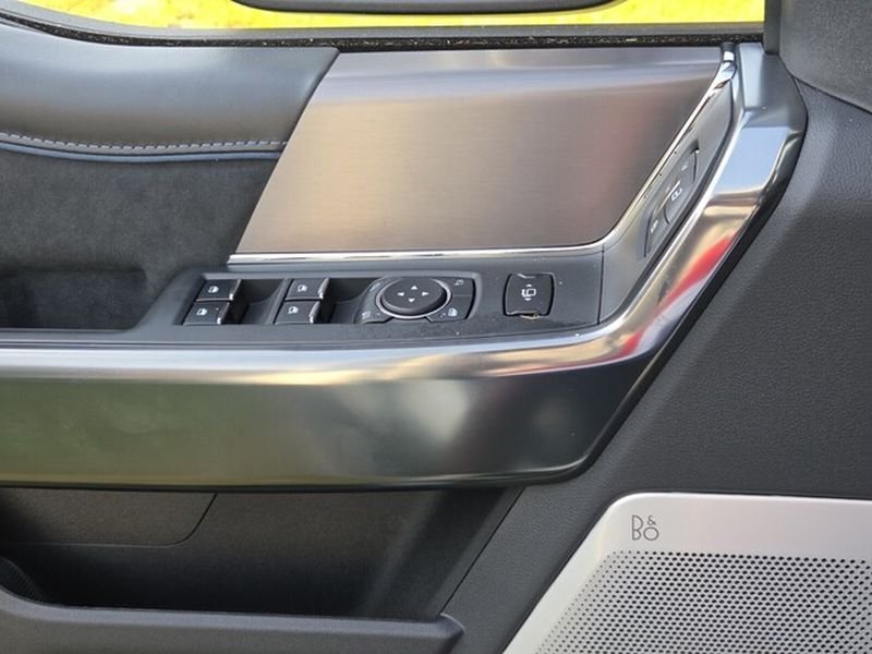 New 2026 Star White Metallic Tri-Coat Ford F-350® Platinum® image 25