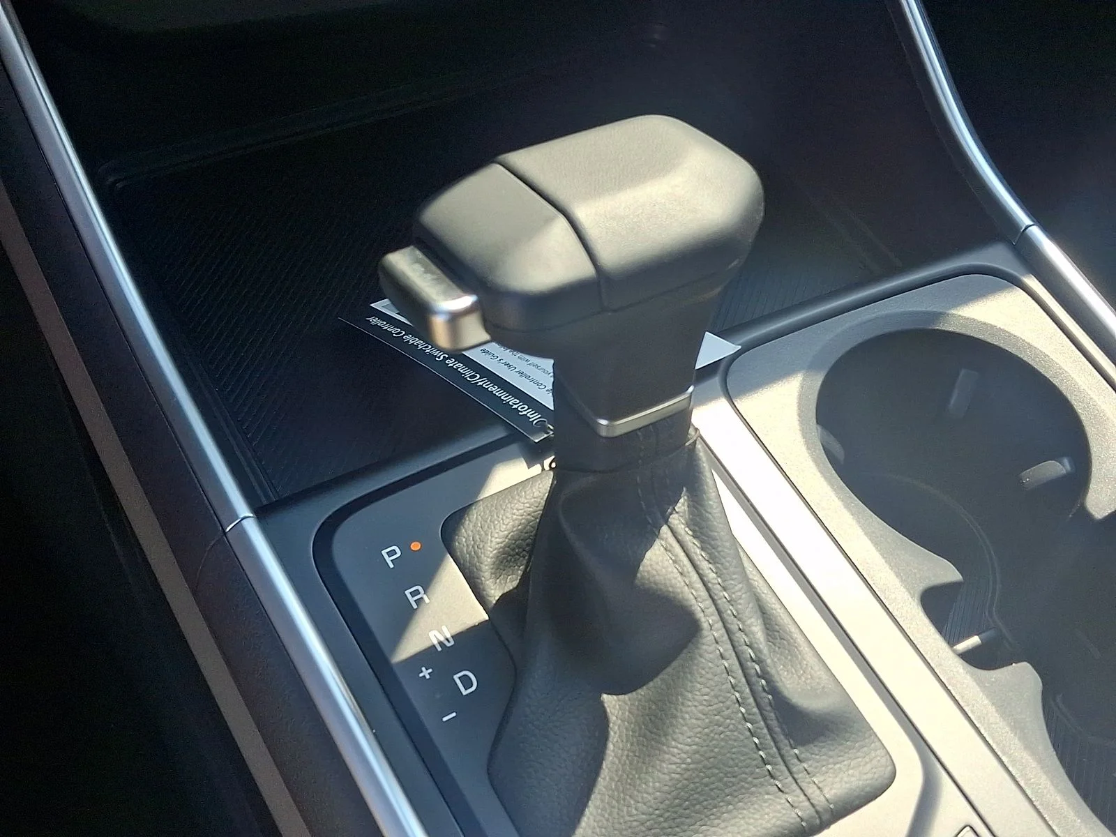 New 2027 White Kia LXS image 13
