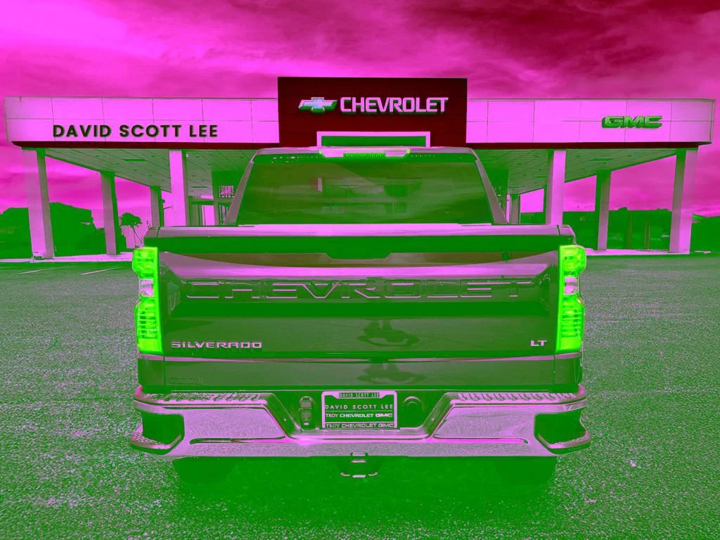 Used 2025 Cypress Gray Chevrolet LT image 10