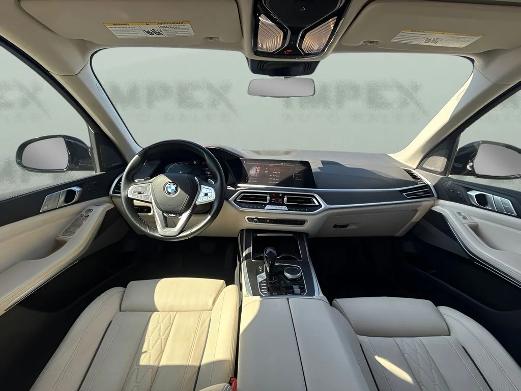 Used 2021 Blue BMW xDrive40i image 13