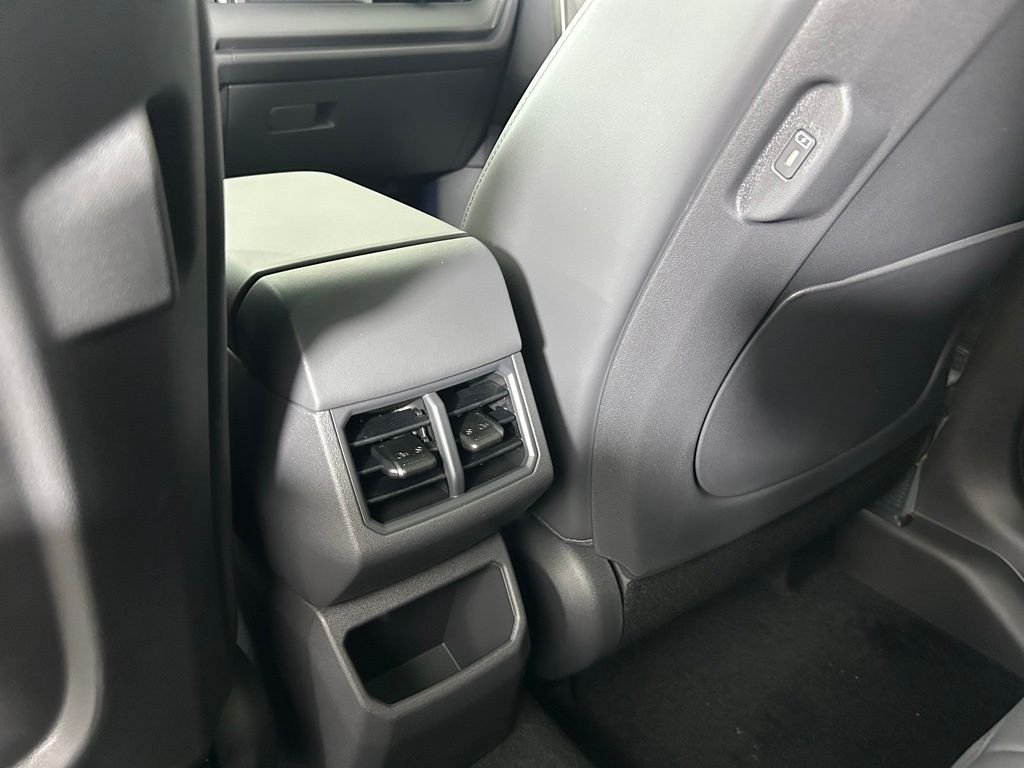 New 2027 Gray Kia X-Line S image 13