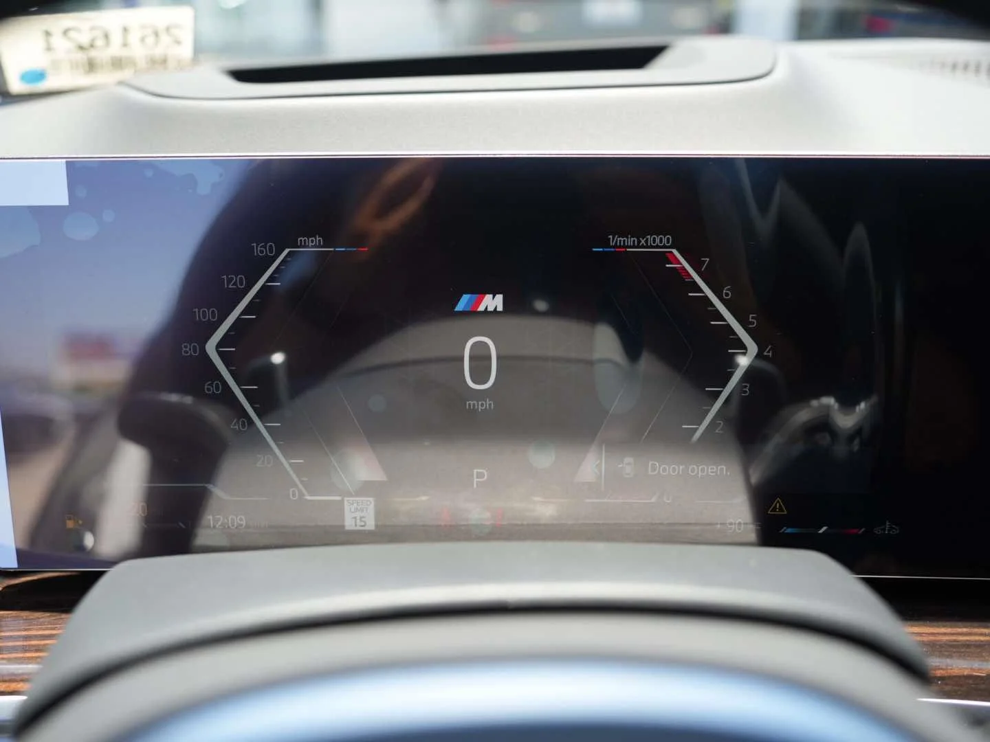 New 2026 Mineral White Metallic BMW sDrive40i image 18