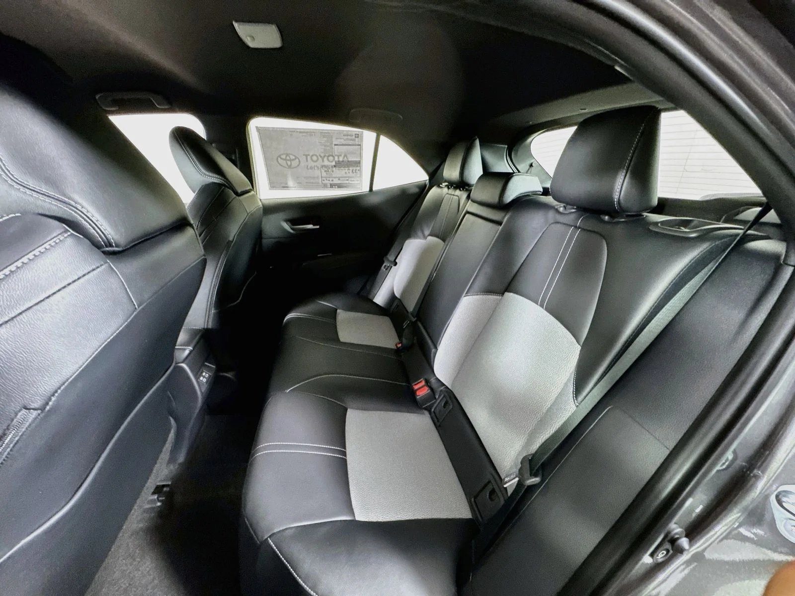 New 2027 Magnetic Gray Metallic with Black roof <sup>1</sup> Toyota  XSE image 12