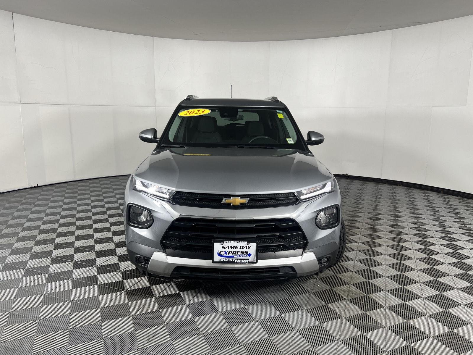 Used 2023 Sterling Gray Metallic Chevrolet LT image 49