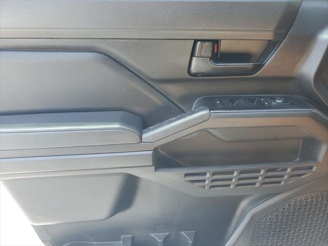 Certified Used 2025 ICE CAP Toyota  image 18
