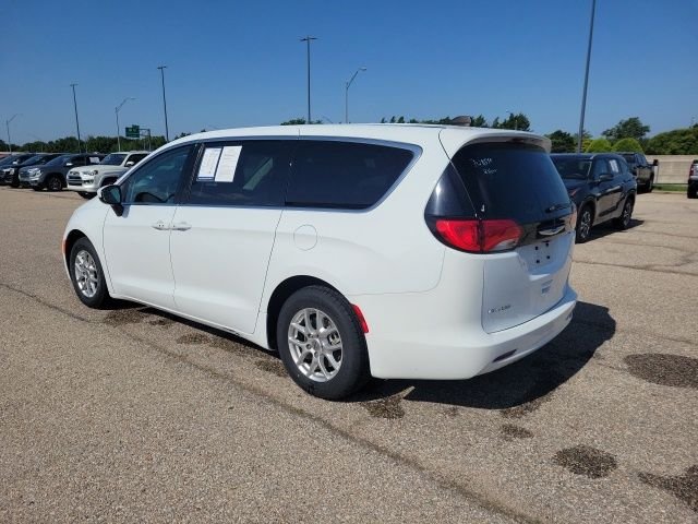 Used 2023 Bright White Clearcoat Chrysler LX image 23