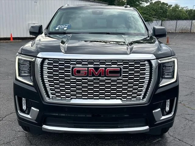 Used 2024 Black GMC Denali image 4