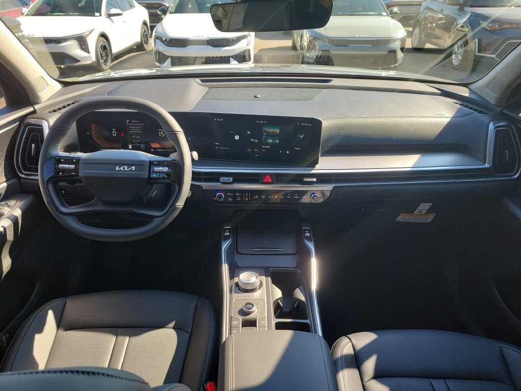 New 2026 Steel Gray Kia EX image 18