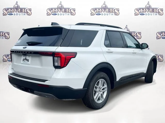 New 2026 White Ford Active image 3