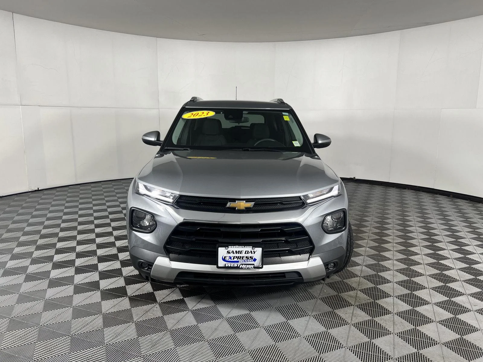 Used 2023 STERLING GRAY METALLIC Chevrolet LT image 49