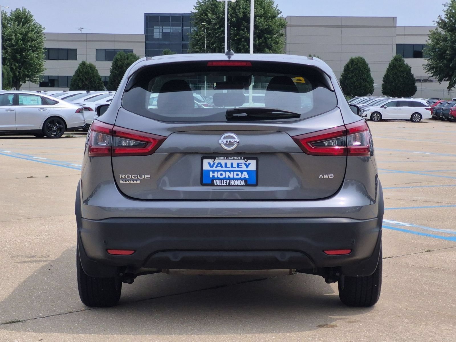 Used 2021 Gun Metallic Nissan S image 7