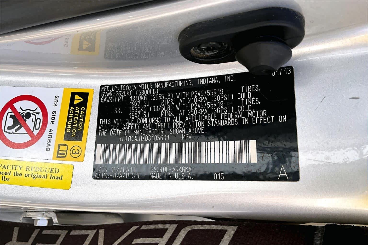 Used 2013 Classic Silver Metallic Toyota Limited image 32