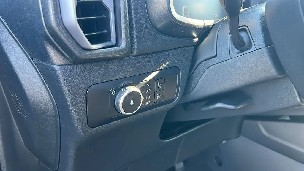 New 2026 Velocity Blue Metallic Ford Outer Banks® image 14