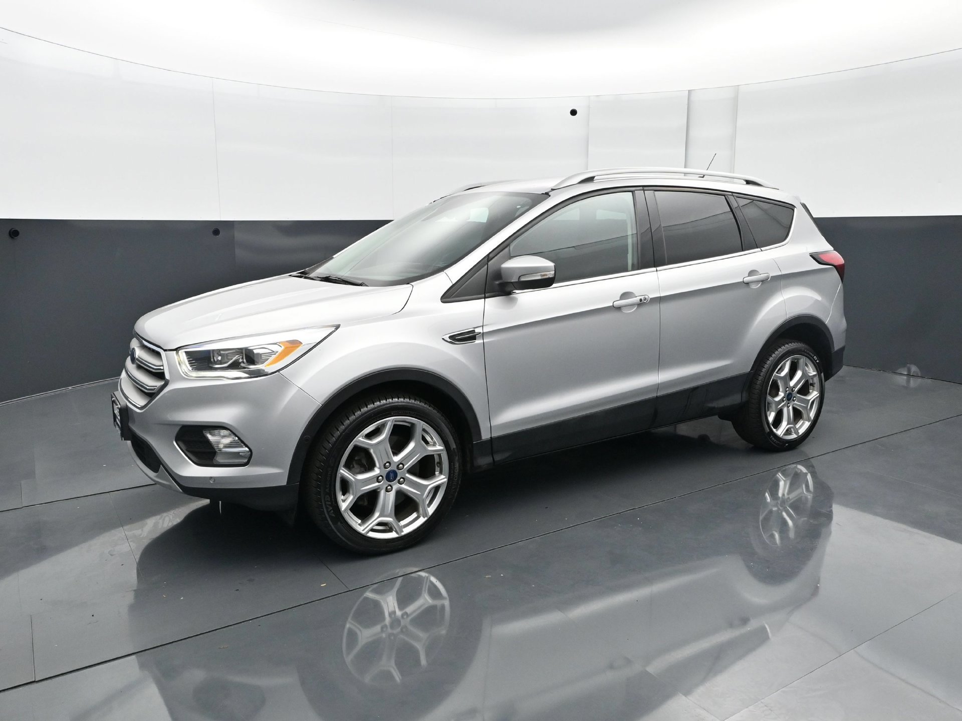 Used 2019 Ford Escape Titanium with VIN 1FMCU9J93KUA19815 for sale in South Saint Paul, Minnesota