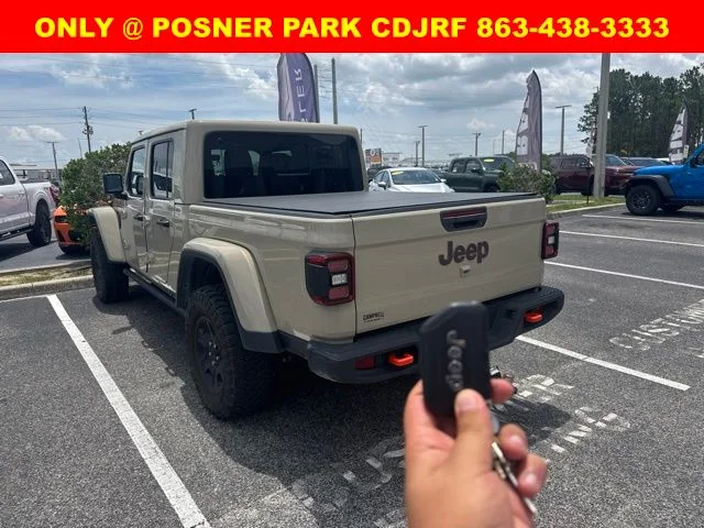 Used 2022  Jeep Mojave image 3