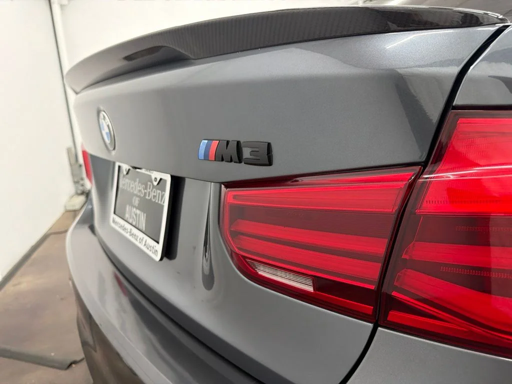 Used 2018 Gray BMW Base image 35