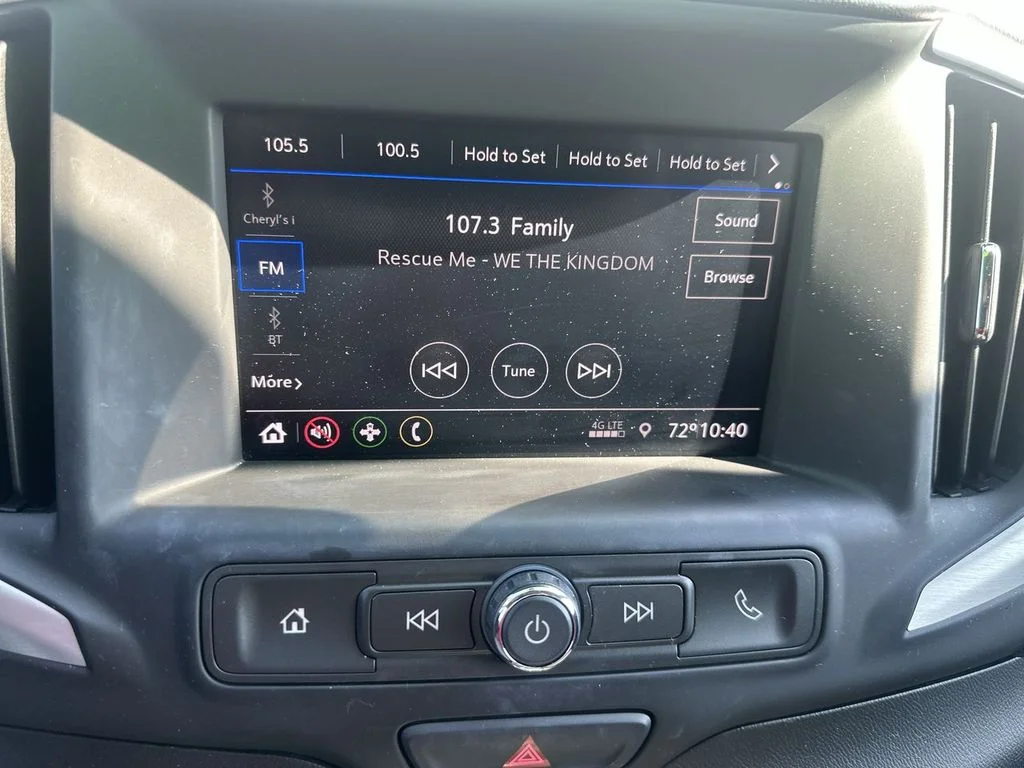 Used 2020 Gray GMC SLE image 23
