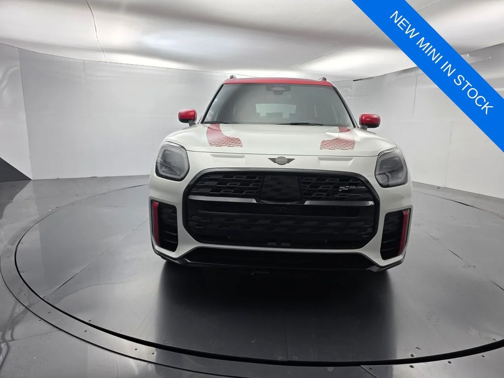 New 2027 White MINI Iconic image 2