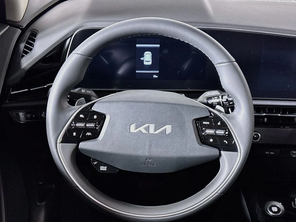 New 2026 Cityscape Green Kia EX image 13