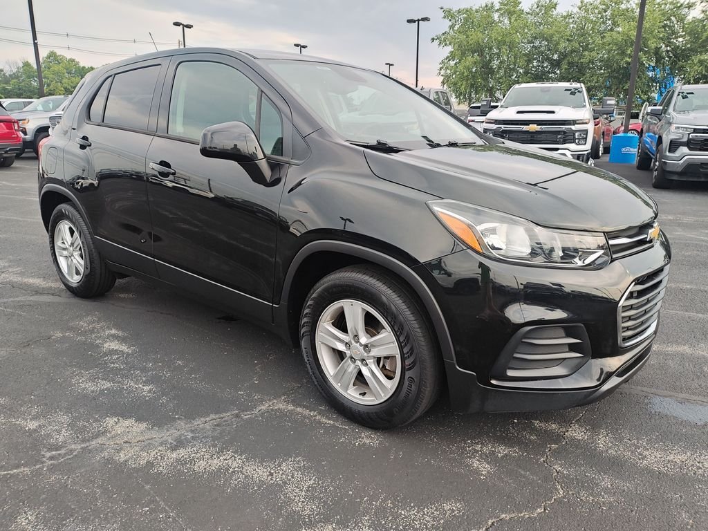 Used 2022 Black Chevrolet LS image 7