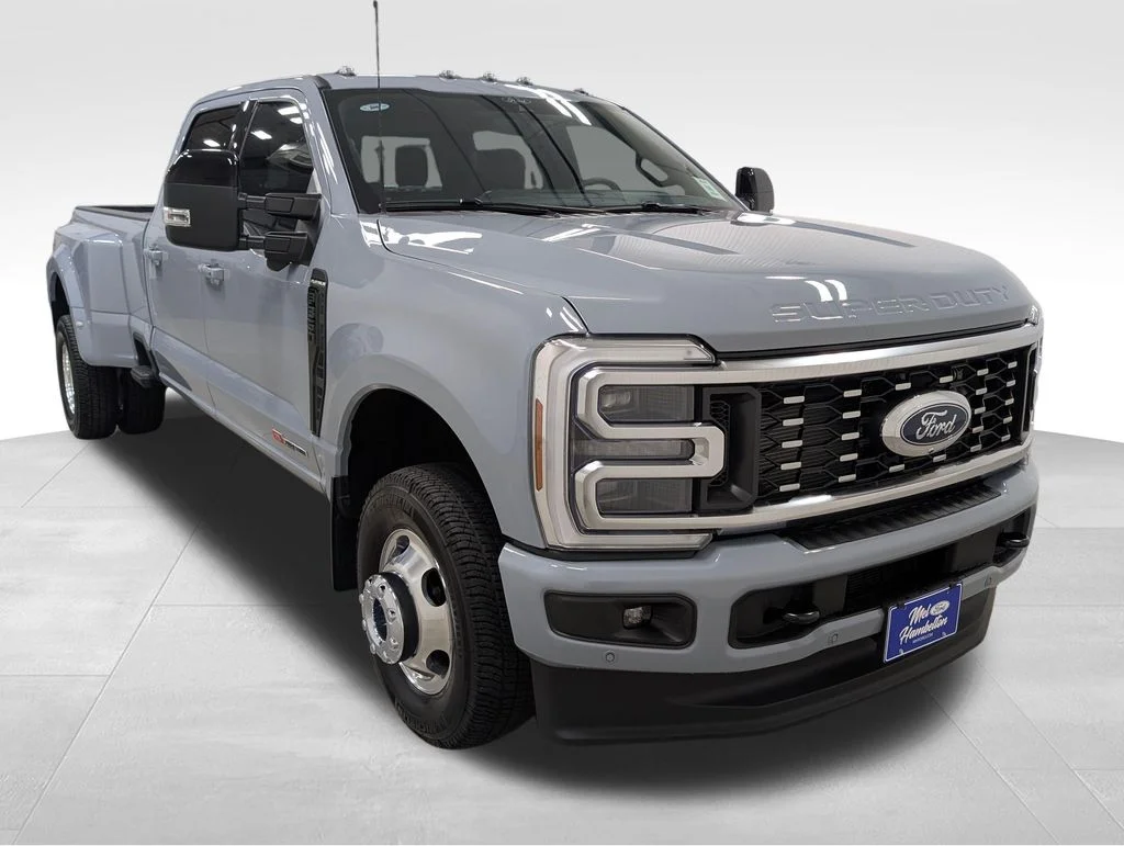 New 2026 Glacier Gray Metallic Tri-Coat Ford F-350® Platinum® image 26