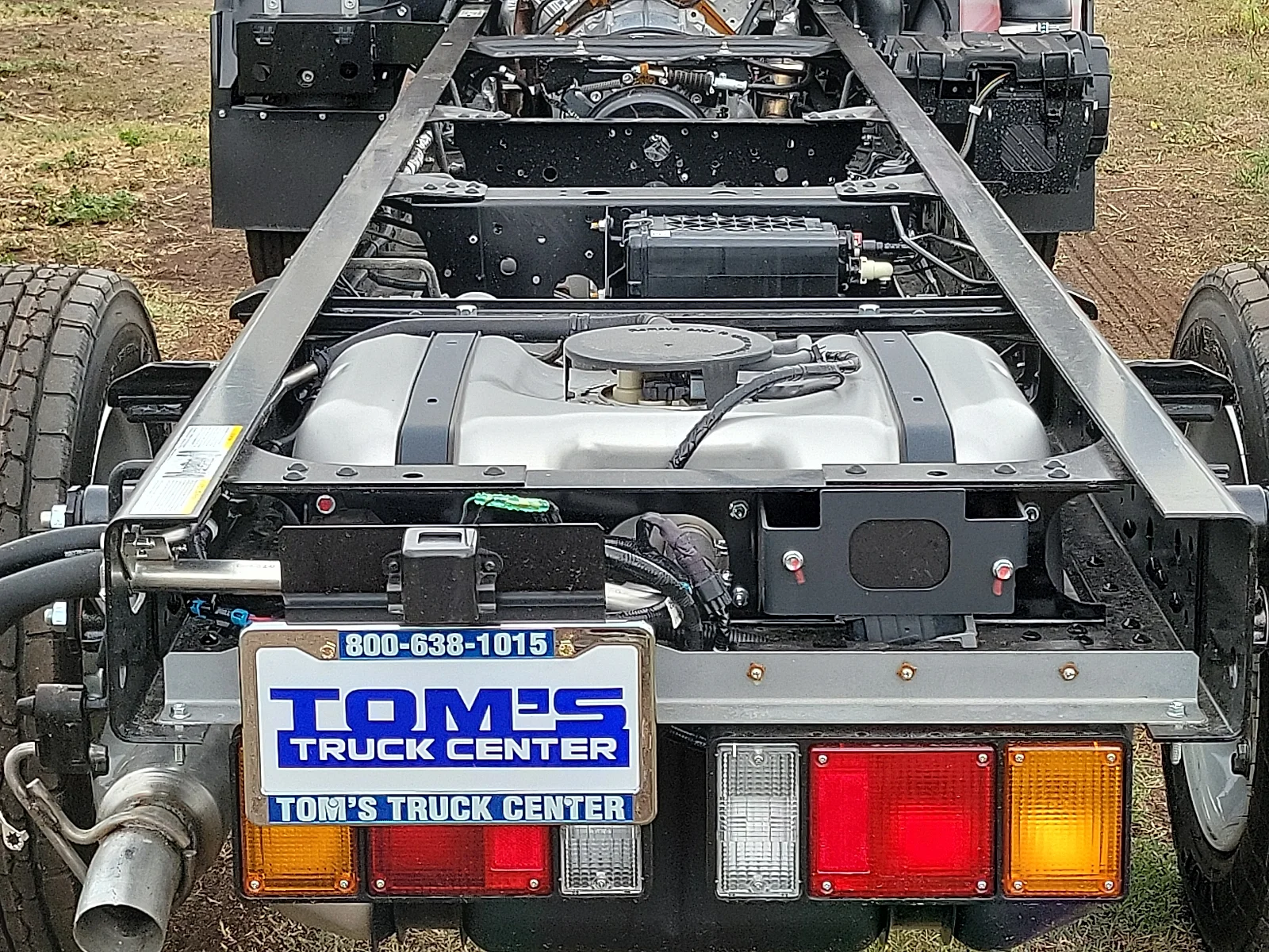 New 2026 ARCTIC WHITE ISUZU  image 15