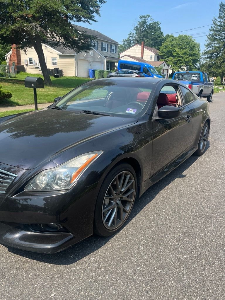 Used 2011 Malbec Black INFINITI IPL image 2