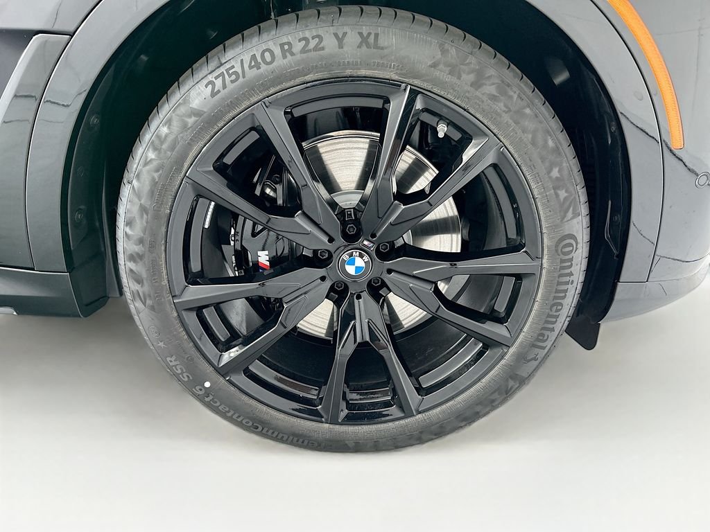 New 2027 Black Sapphire Metallic BMW xDrive40i image 31