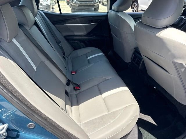Used 2025  Toyota SE image 13
