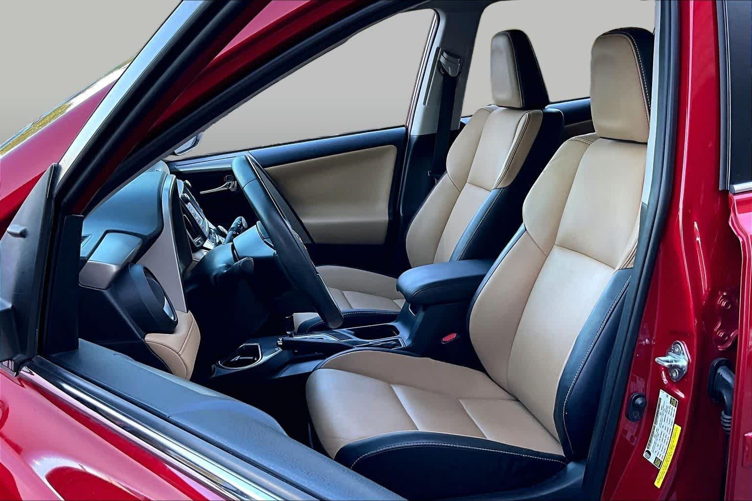 Used 2016 Barcelona Red Metallic Toyota Limited image 8