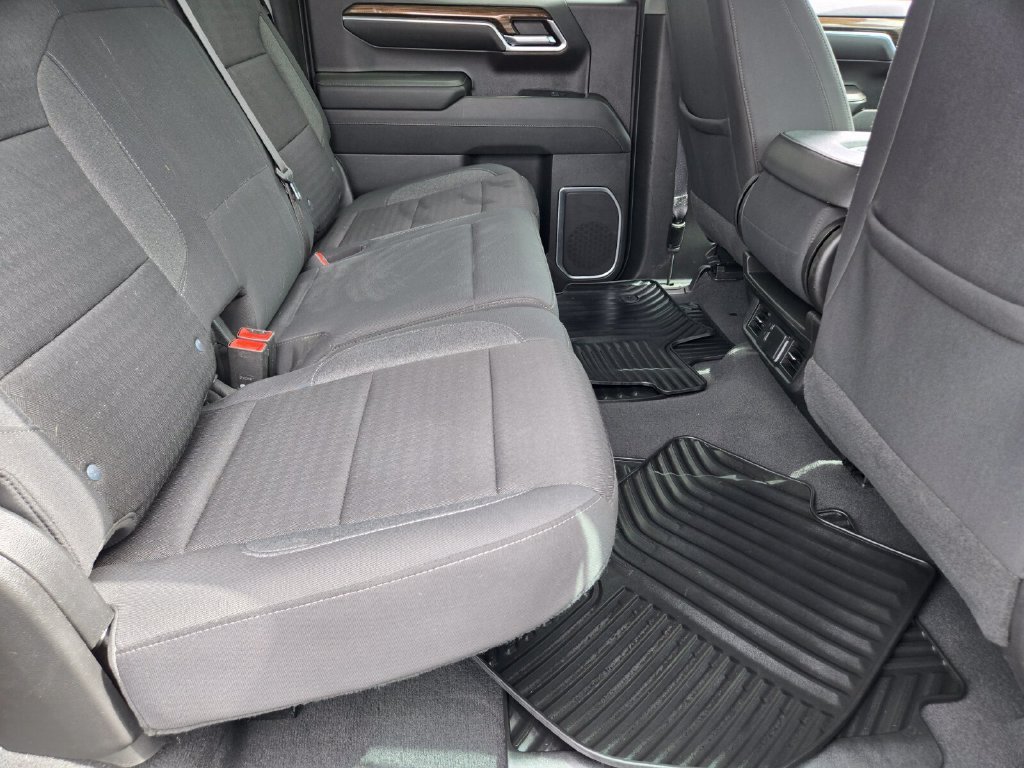 2023 Chevrolet Silverado 1500 LT - Photo 14