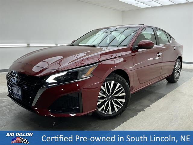 Red (Scarlet Ember) 2024 Nissan Altima Sedan All-Wheel Drive Continuously Variable Transmission