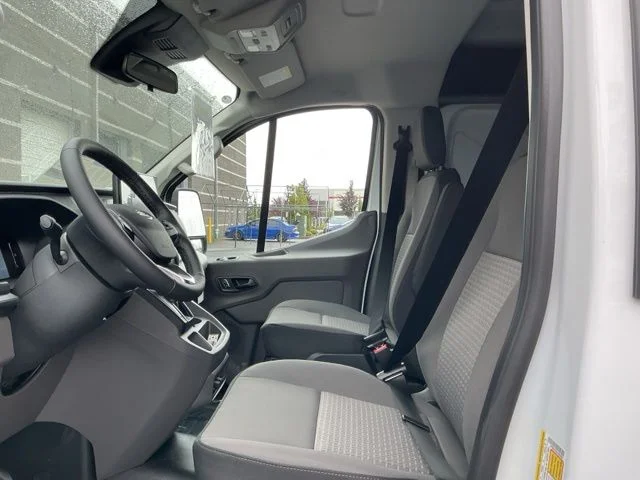 New 2026 Oxford White Ford Base image 17