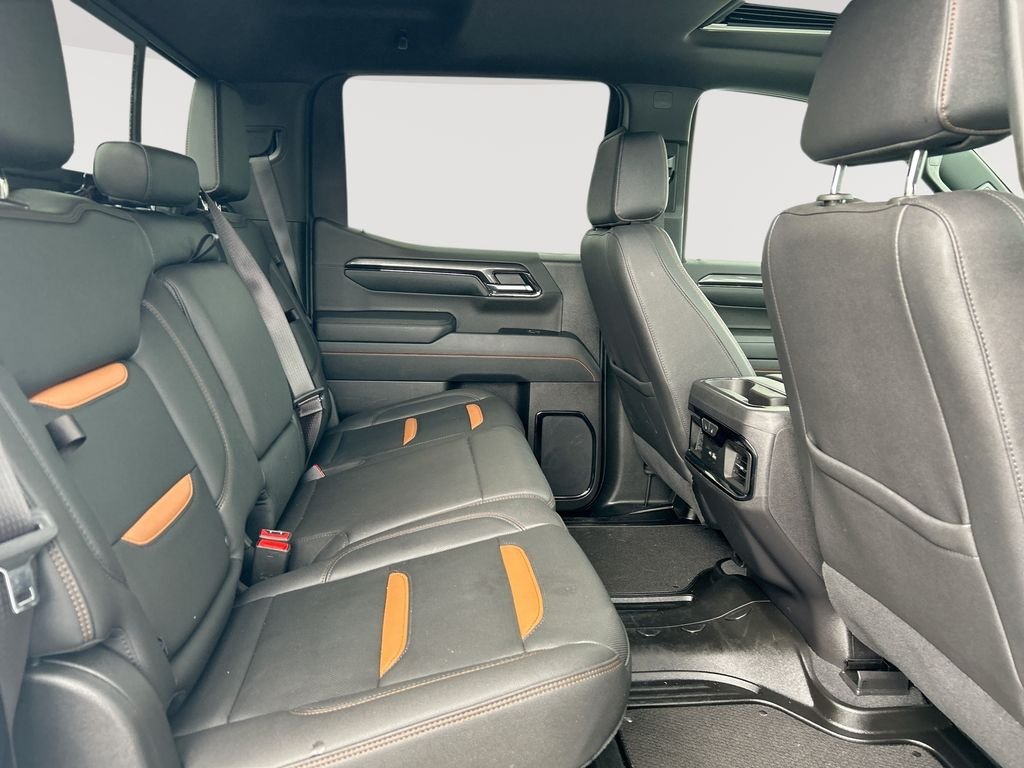 Used 2023 White GMC AT4 image 30