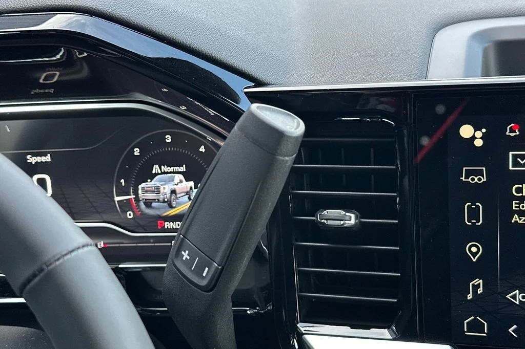 2025 GMC Sierra 2500HD SLT - Photo 18