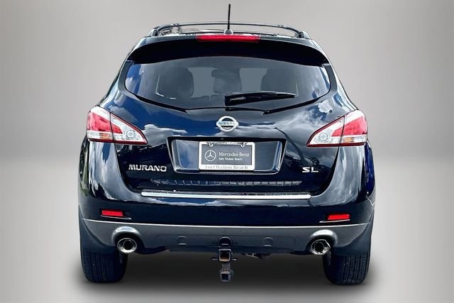 Used 2011 Black Nissan SL image 6