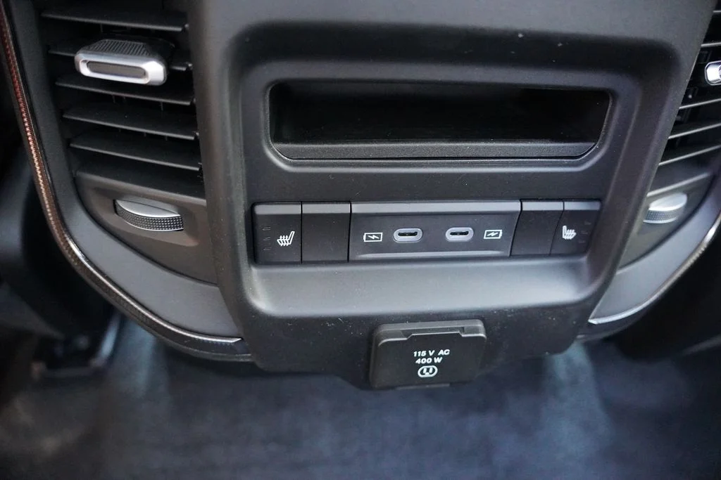 New 2026 Molten Red Pearl-Coat Exterior Paint RAM Laramie image 13