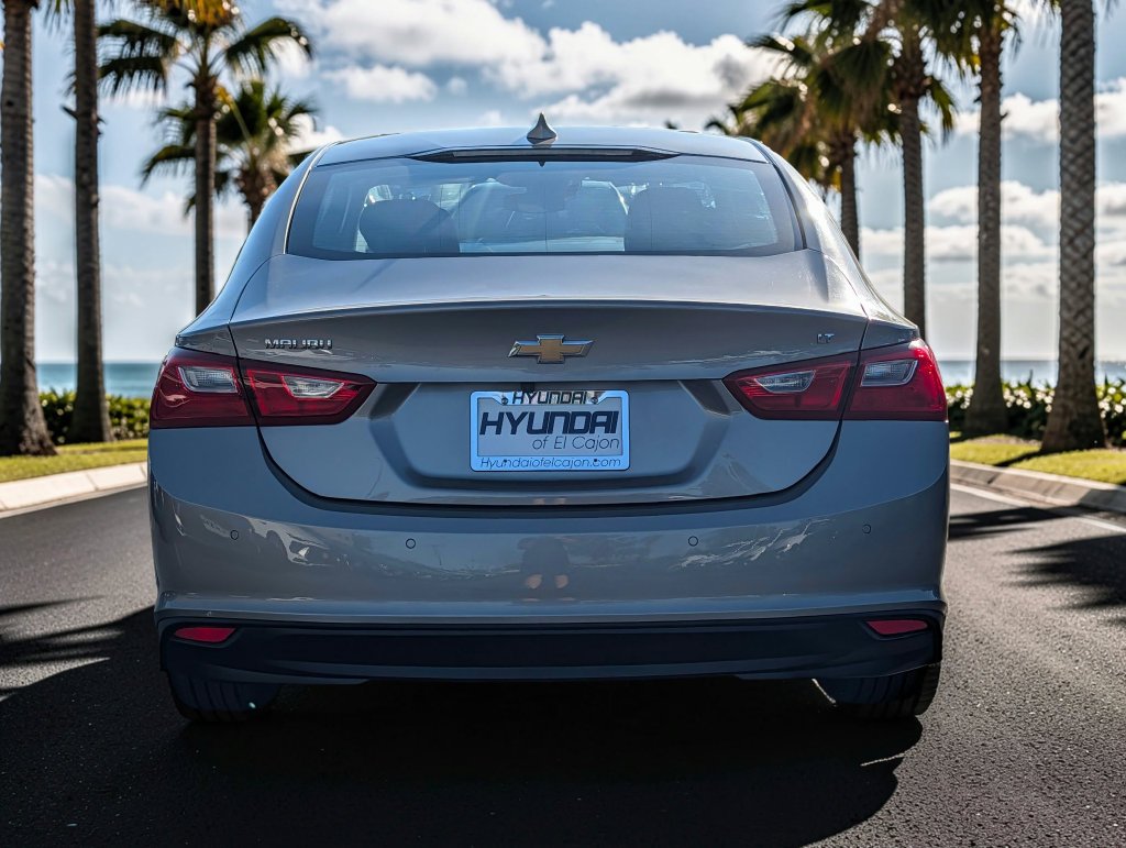 Used 2024 Gray Chevrolet LT image 6