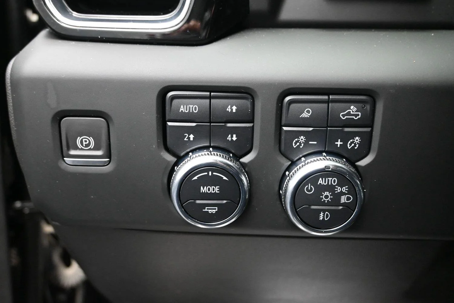 Used 2023 Onyx Black GMC Denali image 26