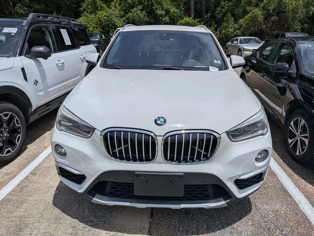 Used 2016 White BMW xDrive28i image 4