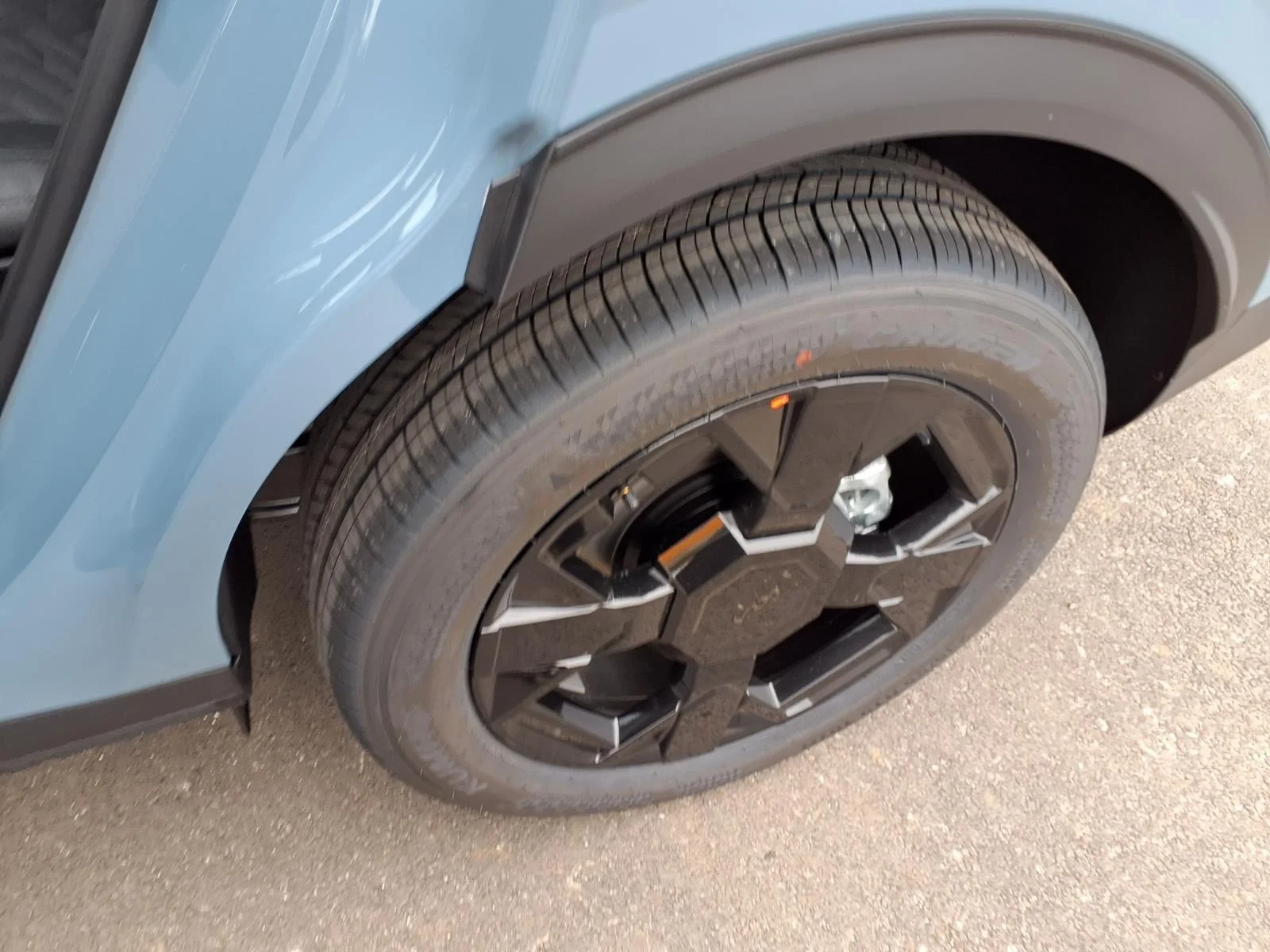 New 2027 Heritage Blue Kia X-Line image 17